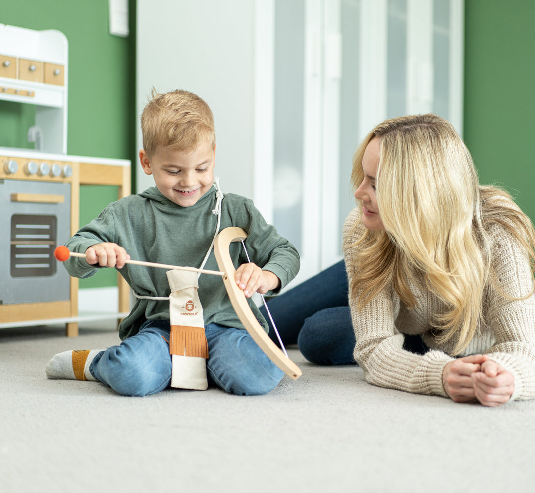 Set of 5 wooden arrows with colorful felt heads